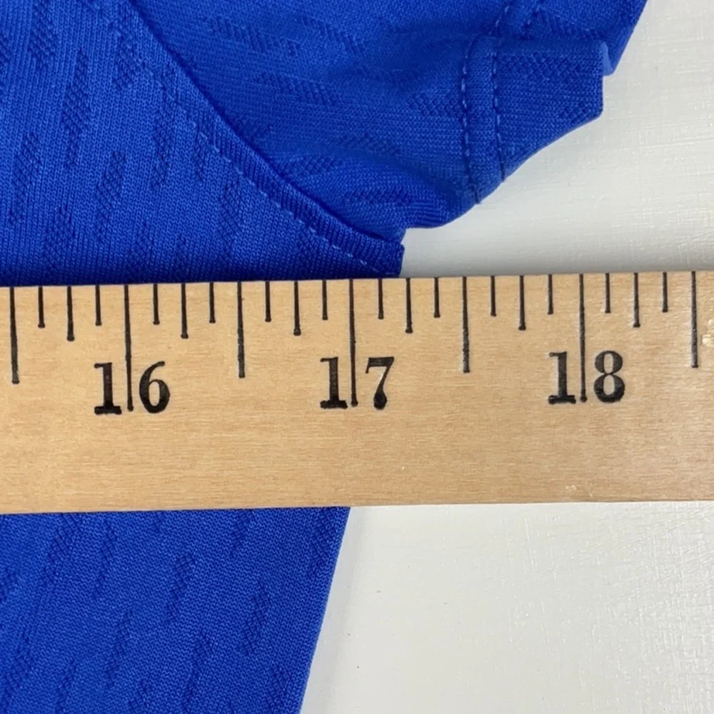 The North Face Womans Small Petite Blue‎ Short Sleeve Flight Series Shirt - Picture 5 of 6